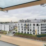 Two Level 2waters By Renters Apartament