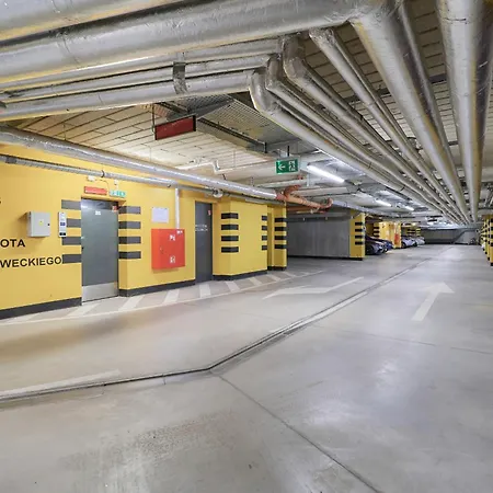 Two Level 2waters By Renters * Breslau