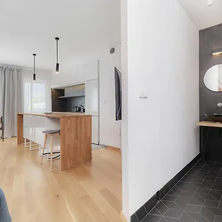 Two Level 2waters By Renters * 브로츠와프