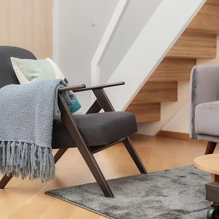 Two Level 2waters By Renters 아파트 *
