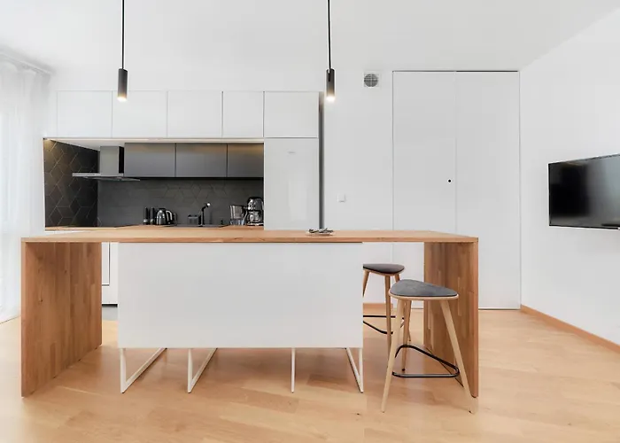 Daire Two Level 2waters By Renters *